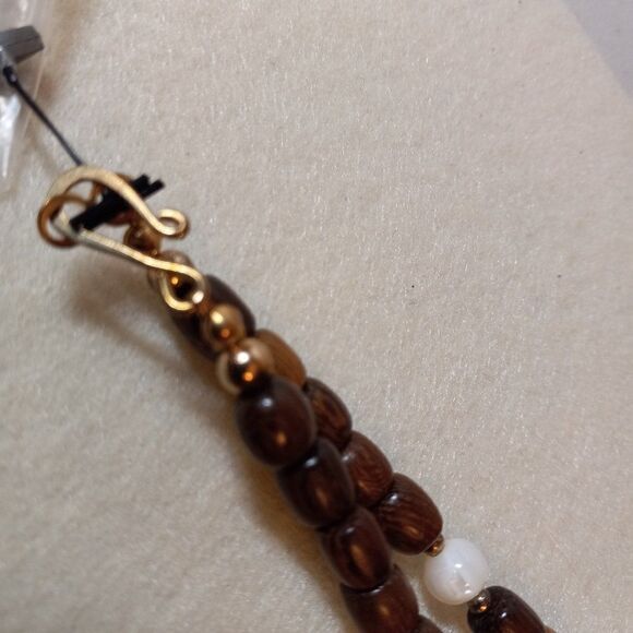 NWT Lee Sands Necklace and Earrings Set - Picture 7 of 10